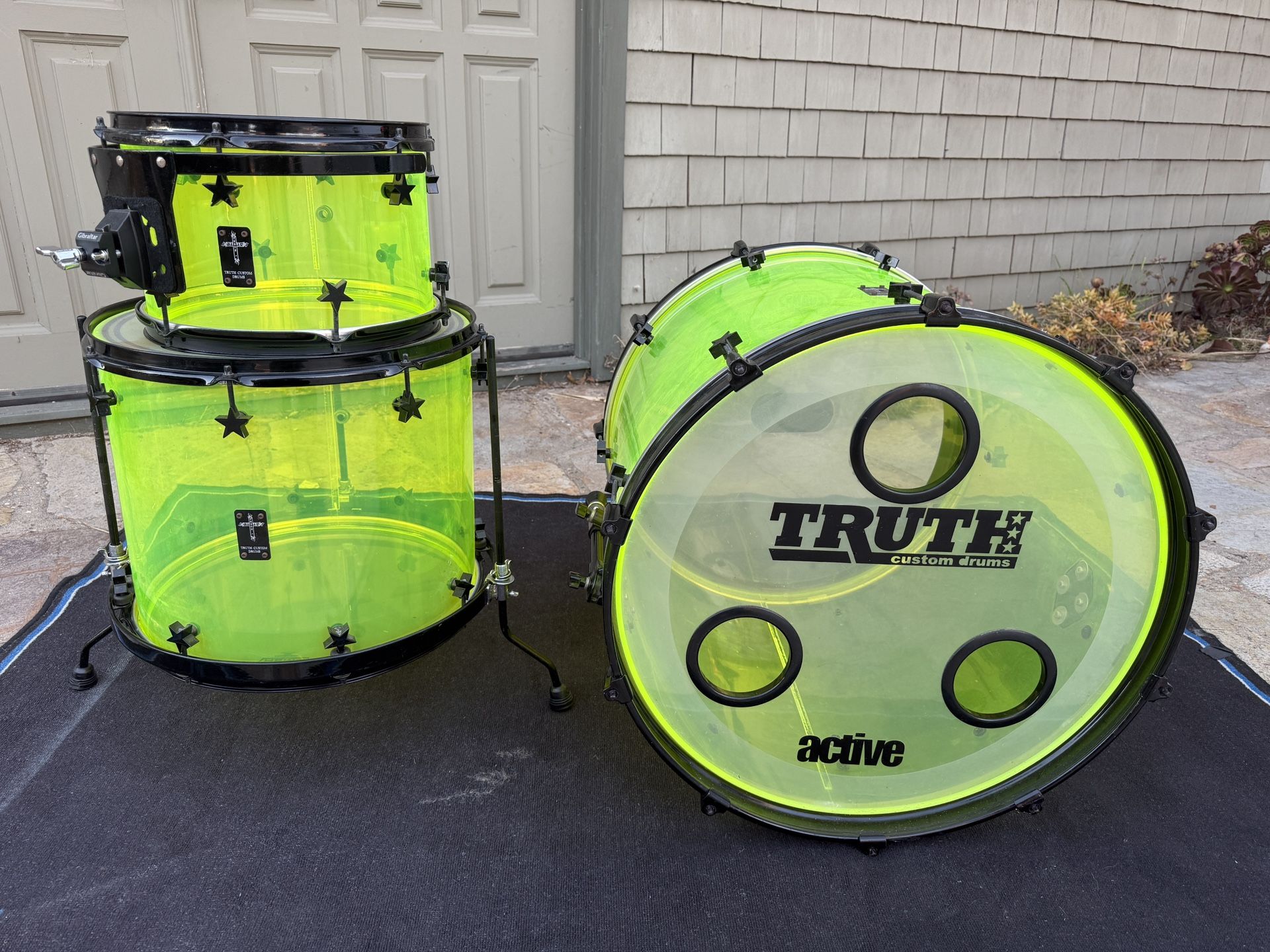 Truth Custom Shop Acrylic 3pc Drum Set kit !!! Loud !!