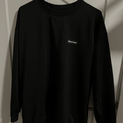 Men’s Sweatshirt – Basic Black, Clean Fit, Perfect for Spring – $5