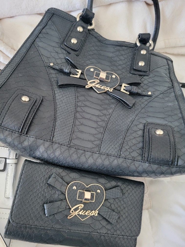 Guess Bag And Wallet