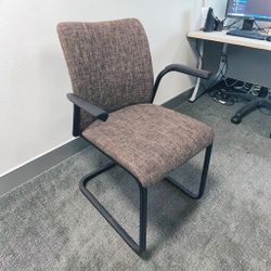 Steelcase Reply Sled-Base Guest Chair