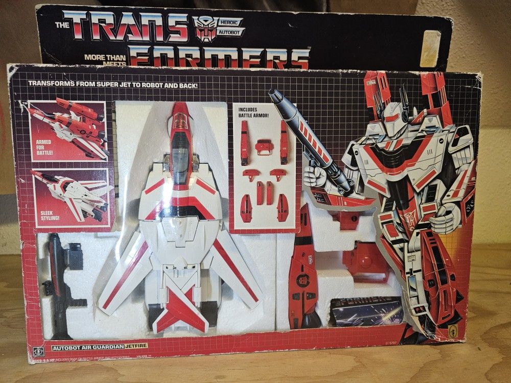 Transformers G1 Jetfire Beautiful White 100% Complete With Box