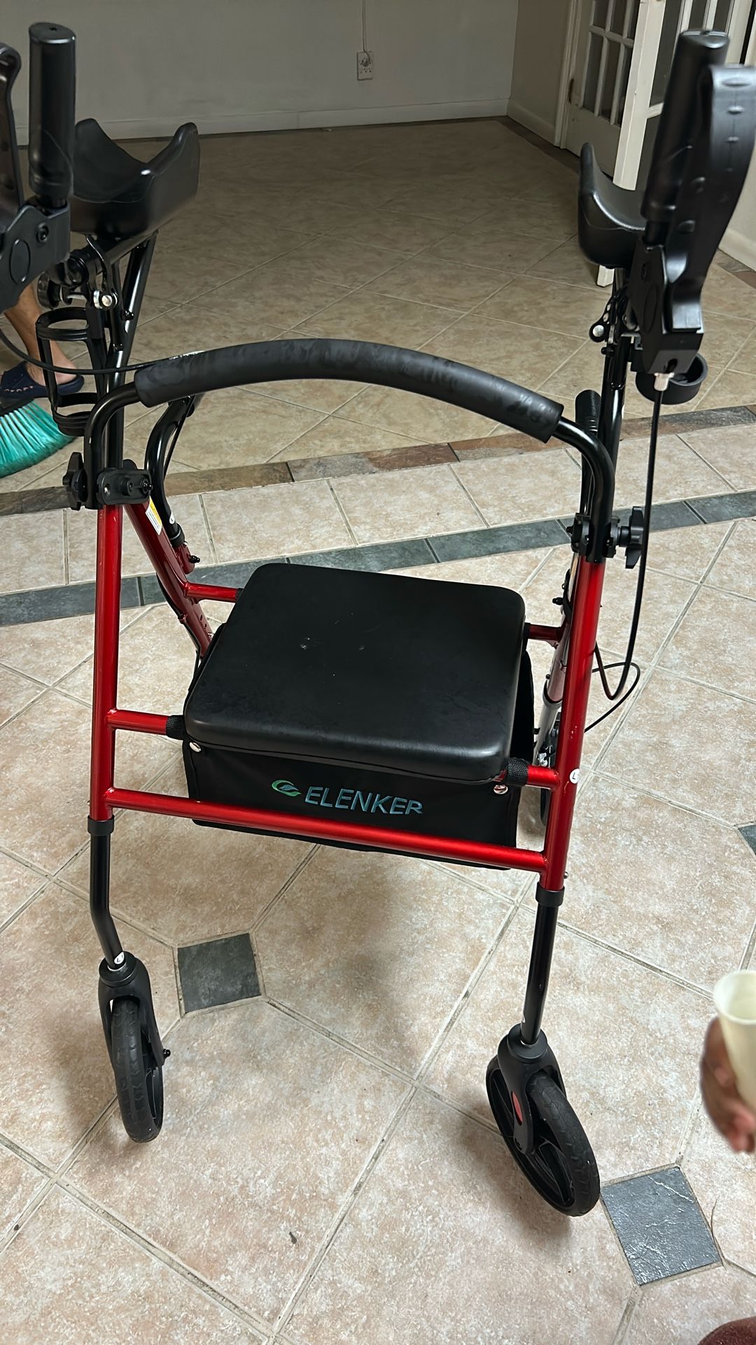 Elenker Walker