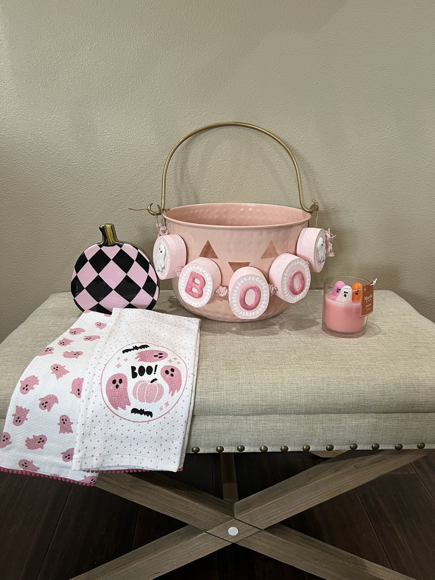 Pink Halloween Decor