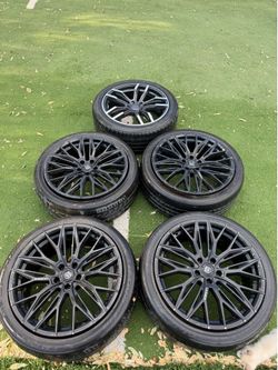 20" LEXANI WHEELS ARIES GLOSS BLACK RIMS