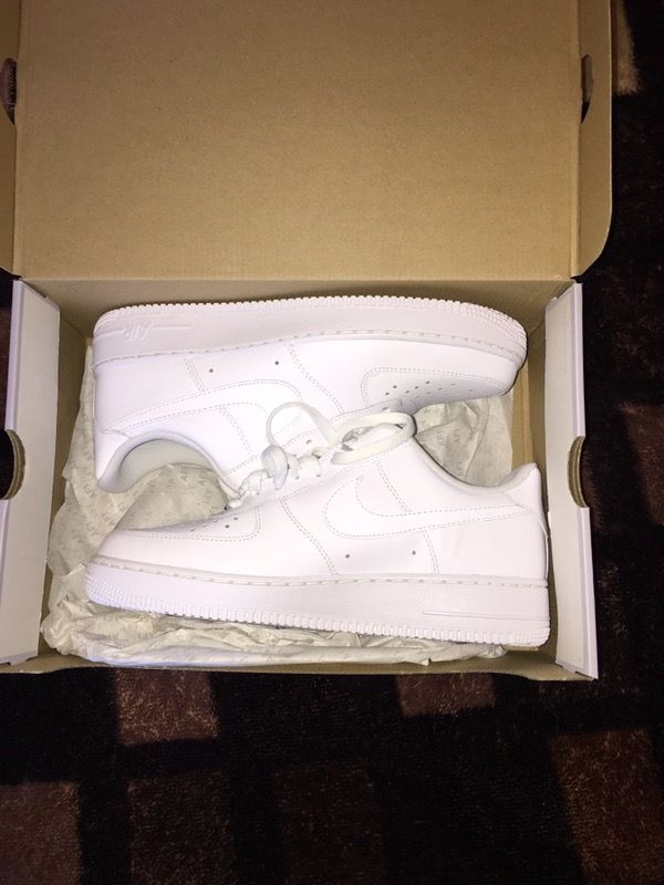 Brand new never worn //// NEED GONE BY TODAY