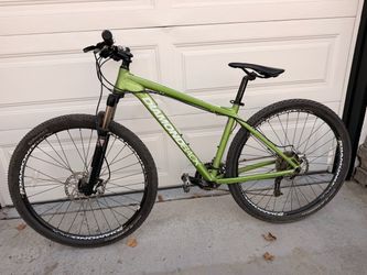 Diamondback Mountain Bike Overdrive Comp 29er