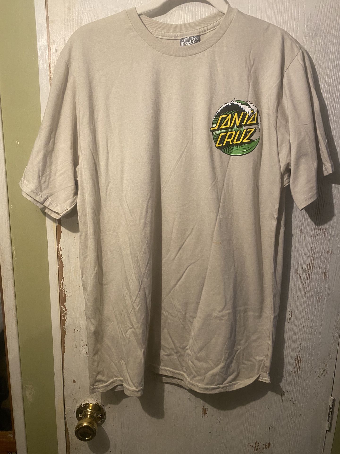 Santa Cruz Shirt Size L