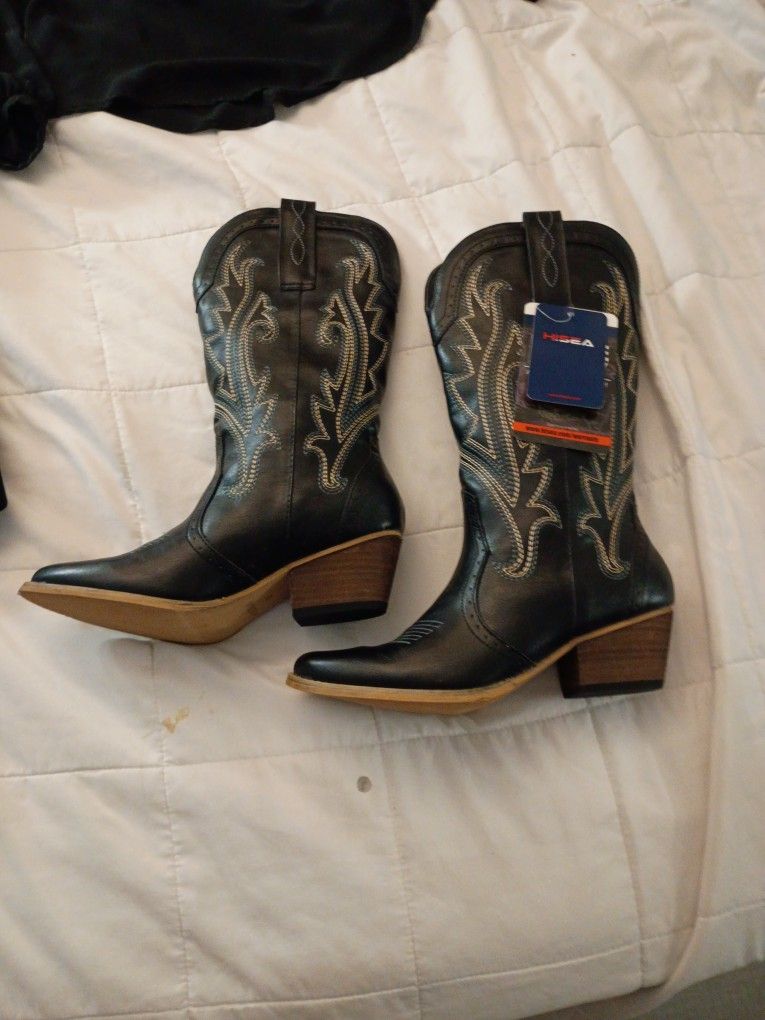 Hisea Brand New Women's Cowboy Boots