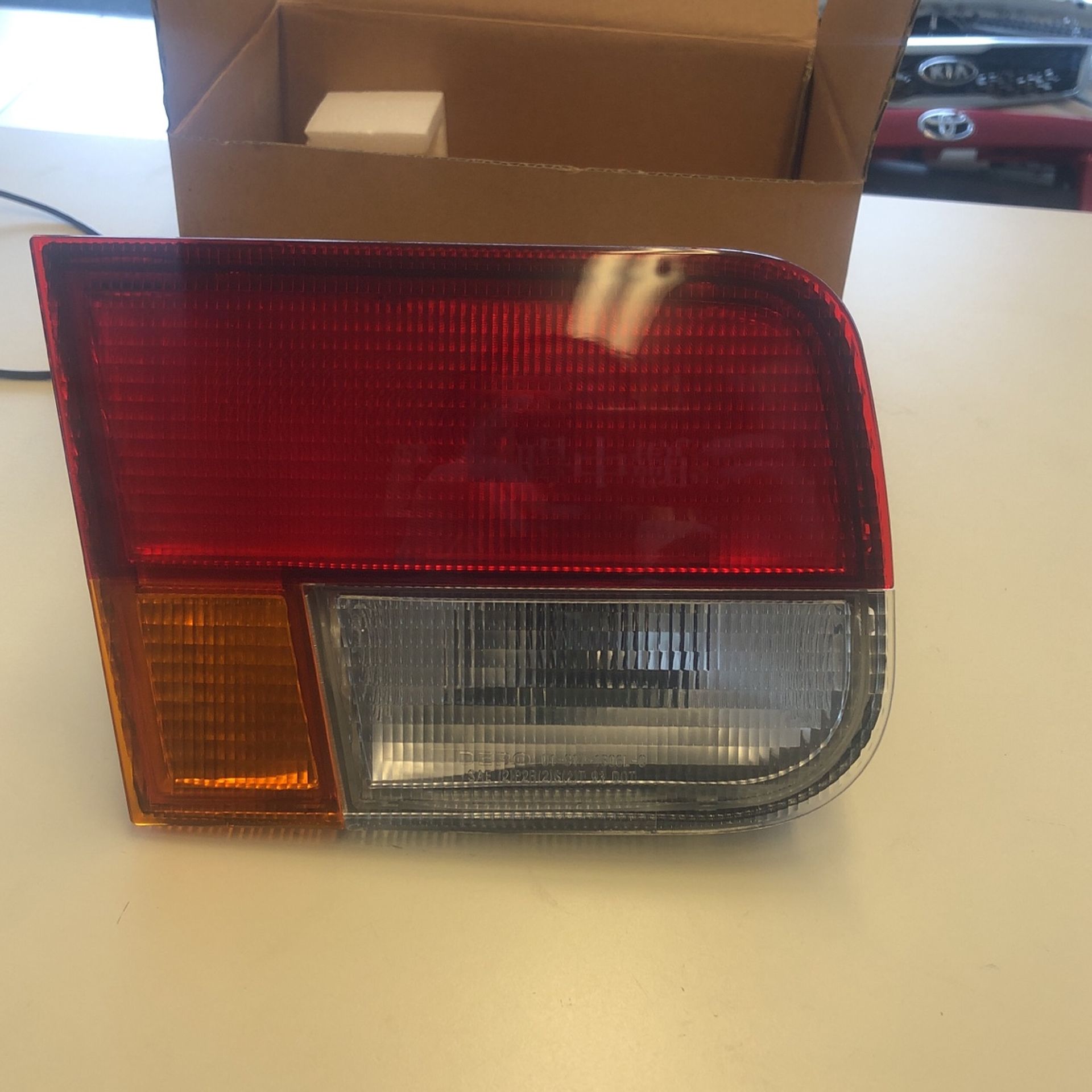 Honda Civic Coupe 1996 To 1998 Back Up Light Driver Side Assembly #74