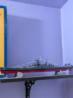 USS Missouri model