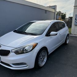 2015 KIA Forte5