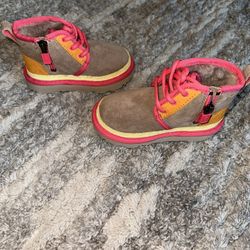 Kids Ugg Neumel II