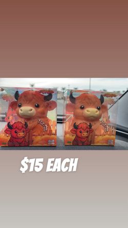 Highland Cow Toy Figure in Box