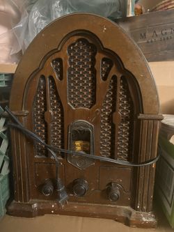 Old School Style Radio