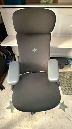 LiberNovo Omni Gaming Chair