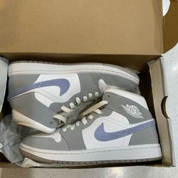 Air Jordan 1, Wolf Grey, Size 9 W