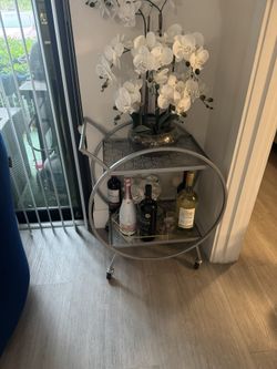 Coffe Table , Decorative Table , 4 Stool’s Chair, Tv Stand With Fireplace