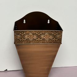 Better home and garden collection/Home interiors metal copper wall planter