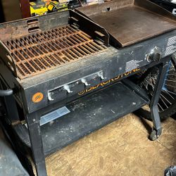 Blackstone  Flattop And Charcoal Grill 