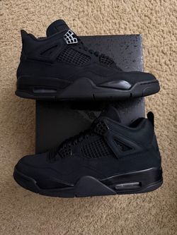 Size 9.5 (Pre owned, comes with original box) - 2025 Air Jordan 4 retro black cat