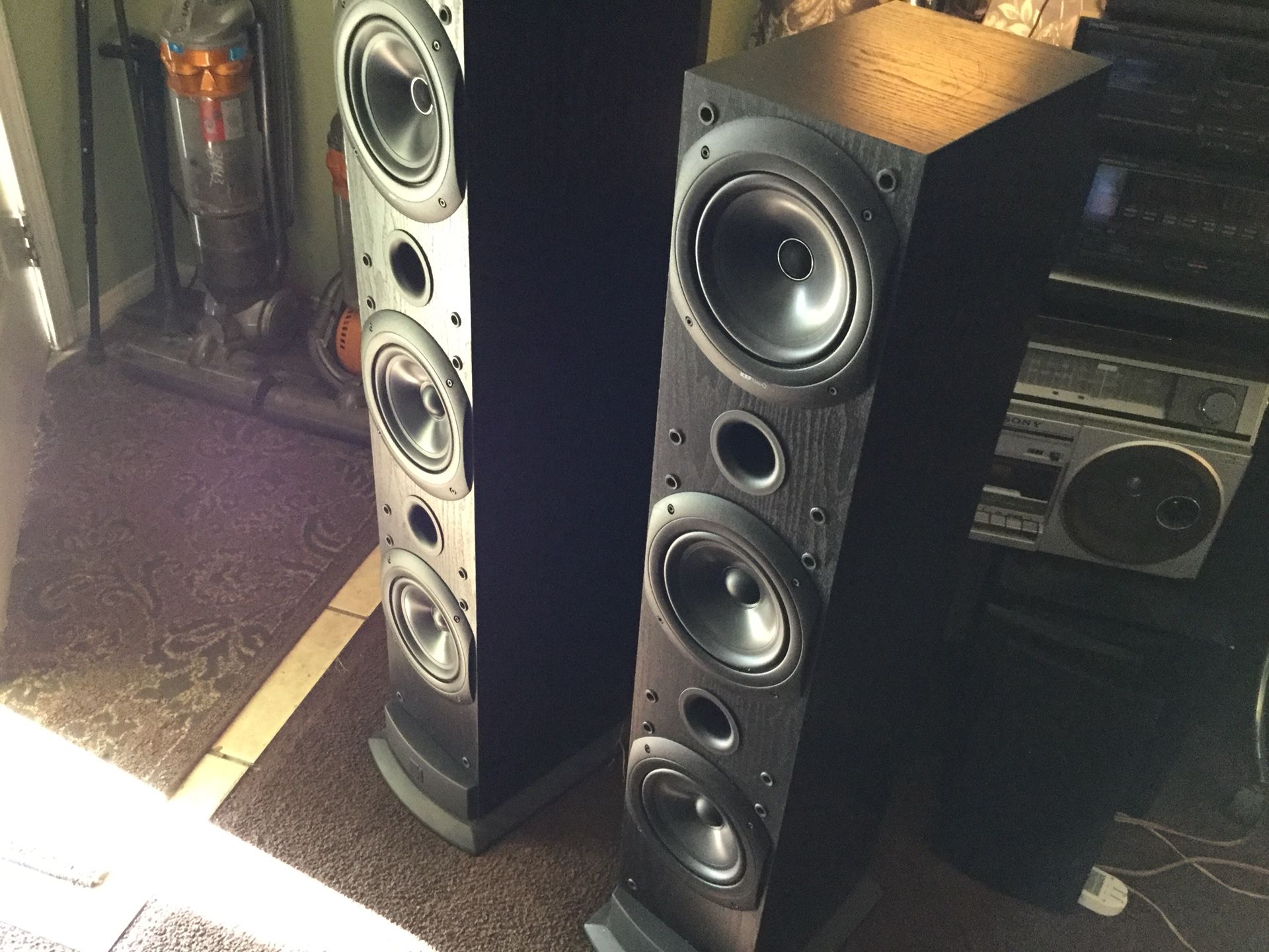 Kef Q70 Speakers
