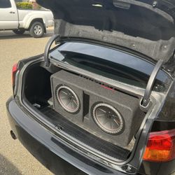 Kicker Comp R Dual 12” Vented Box