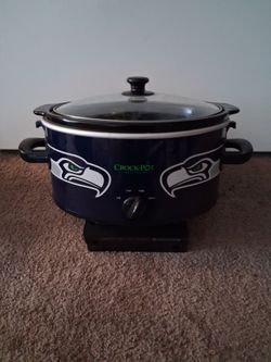 Crock pot, Seattle Seahawks, NFL 6 quart cook&carry slow cooker