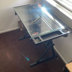 Art Table 