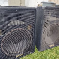 Yamaha Speakers
