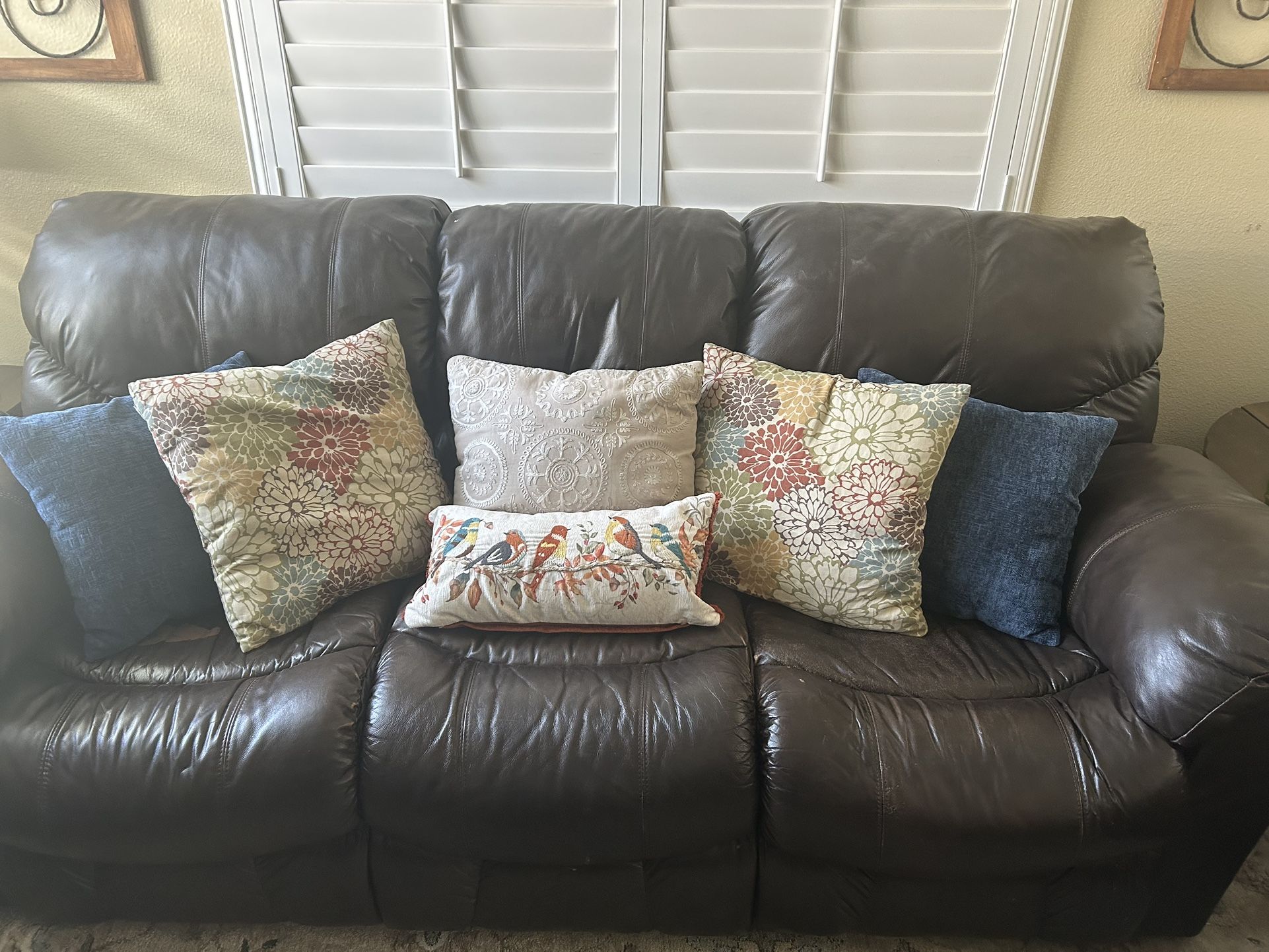 Complete Set Leather Couch