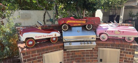 Pedal cars