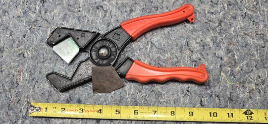 Automotive Anderle 1-1/8” Hose Cutter