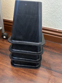 Black Plastic Bed Risers Set of 4