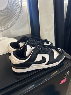 Women’s Nikes 7.5