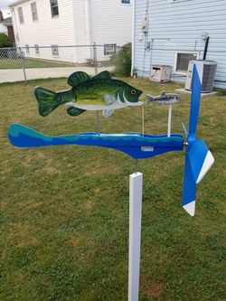 Whirligig bass