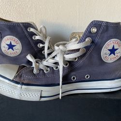 men’s navy blue Converse (high tops)