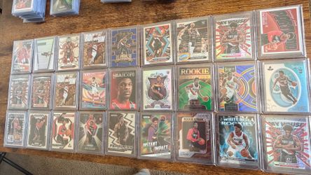 Scoot Henderson Lot of 55 - Rookies, Case Hit, Parallels,