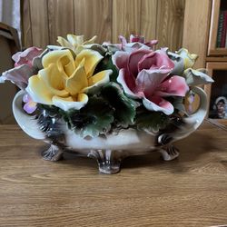 Capodimonte Flowers Centerpiece 