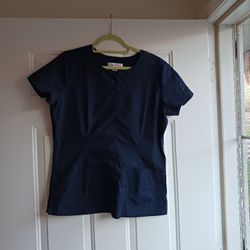 11 Piece Bundle Scrubs. Sz M New & Used Info Below