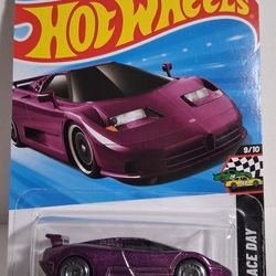 Hot Wheels- SUPER TREASURE HUNT BUGATTI