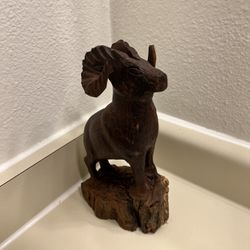 Vintage mountain sheep.sculpture wood carving figurine