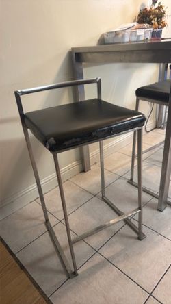 Kitchen Stools / Chairs - Free