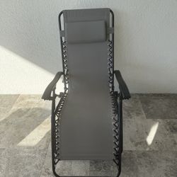 Zero Gravity Folding Lounge Chair 