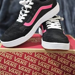 Brand New Vans Youth/kids Size 6