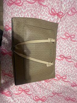 Brown guess purse