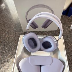 Purple AirPod max’s