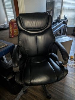Excellent Executive  Leather office chair 