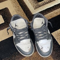 Jordan 1 Low iron grey