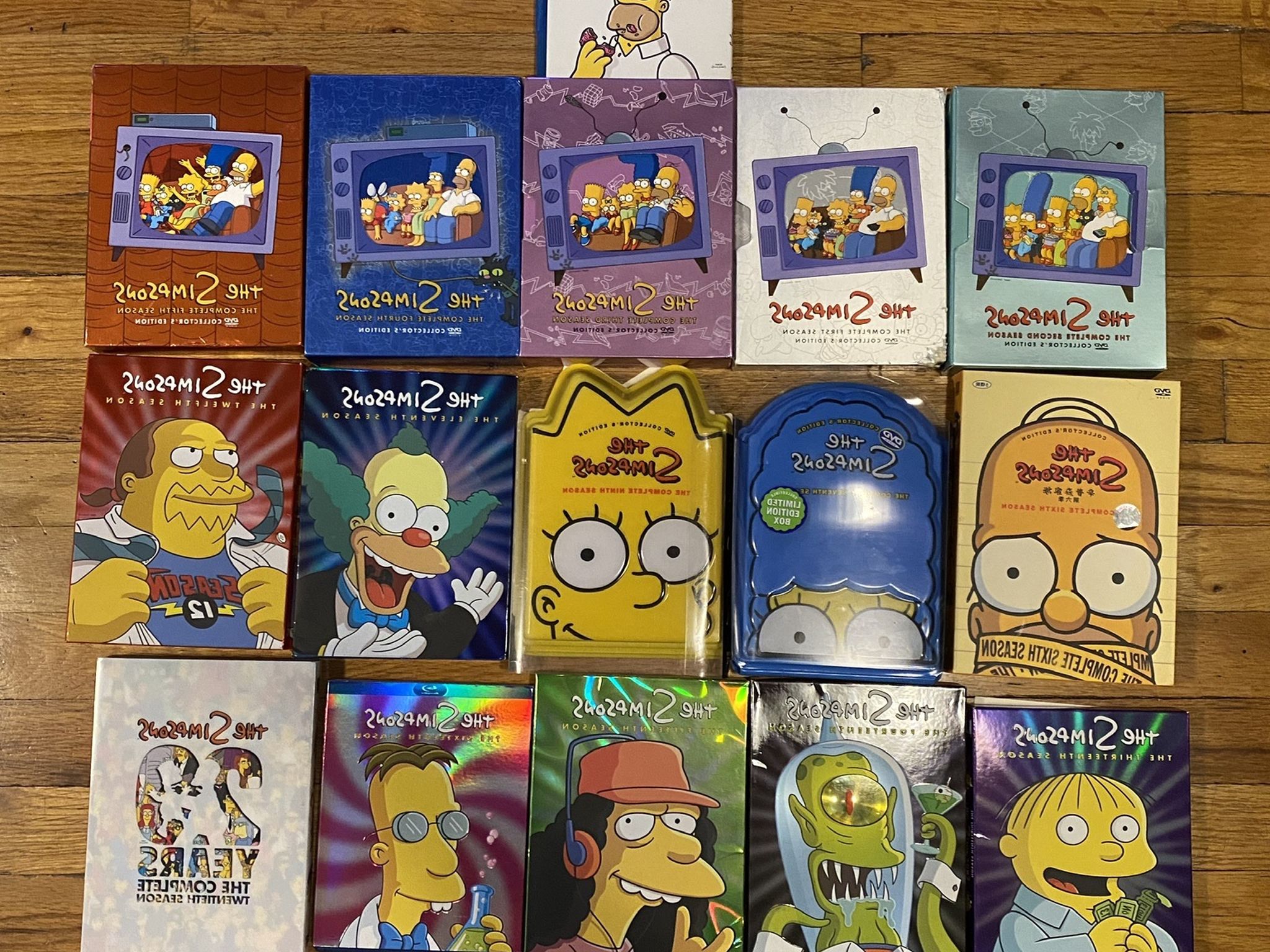 Simpsons DVDs And Blu-ray Lot