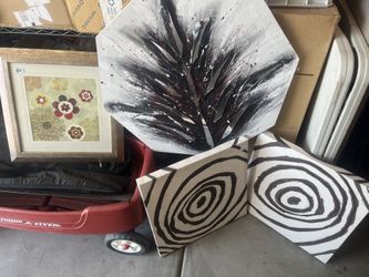 4 Hanging Pictures